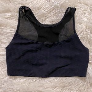Luulemon Sports bra with mesh detailing Sz 8